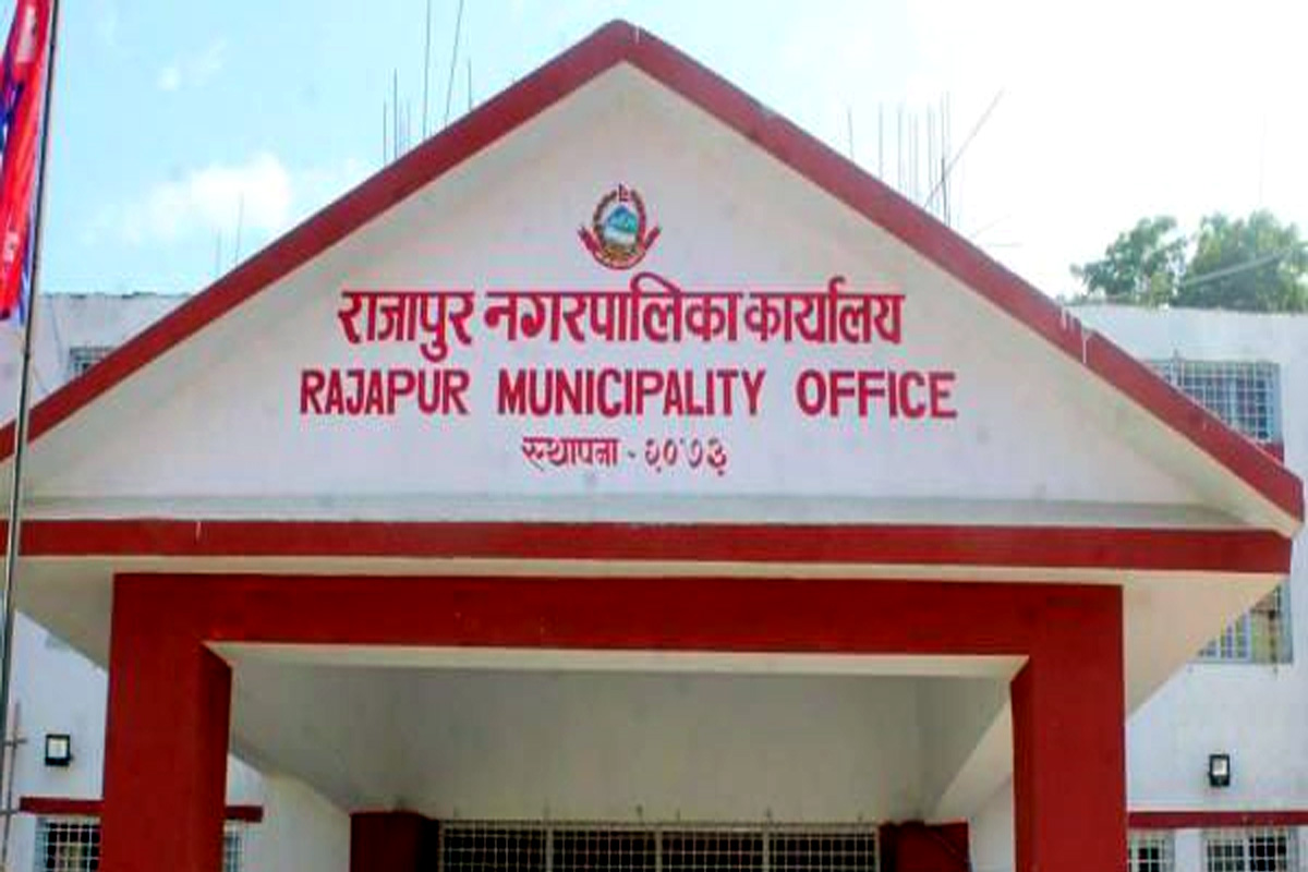 राजापुर नगरपालिकाको अनुमतिबिनै हनुमान मन्दिर समितिले भवन निर्माण